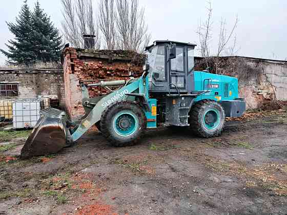 Продается фронтальный погрузчик Донецк