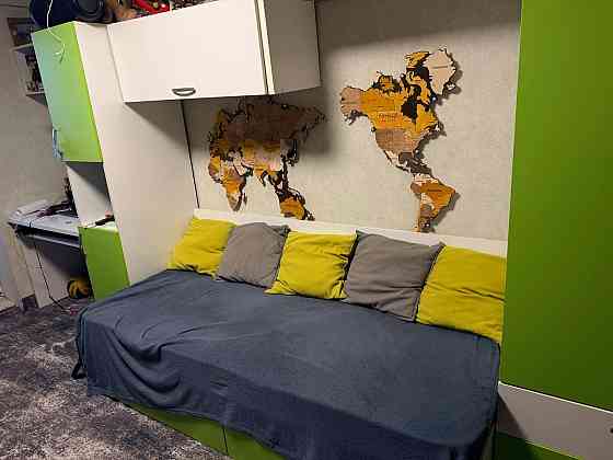 Продам детскую кровать 1000*900 б/у Макеевка