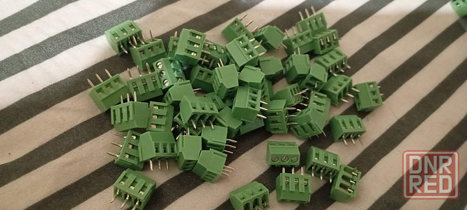 Клеммники. 3 контакта, 3.5 мм. Цена за всё. Донецк - изображение 1