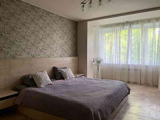 Сдается двухкомнатная квартира от собственника в Калининском районе, проспект Ильича, напротив Дружб Донецк