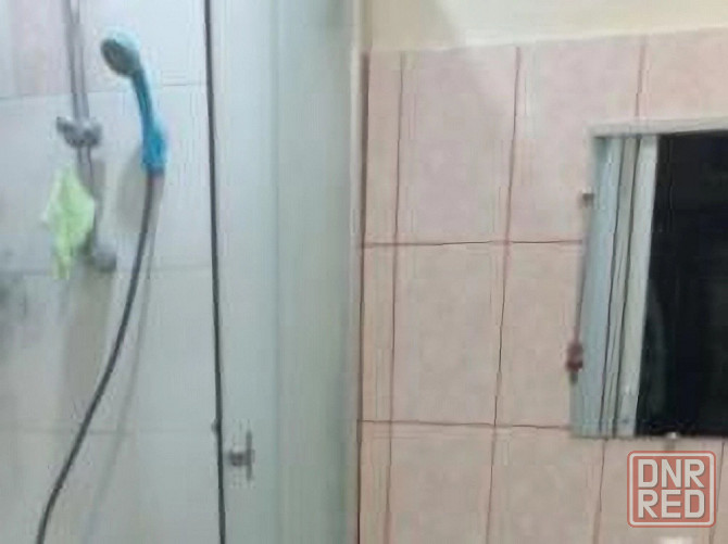 Продаю 2-х комнатную квартиру в Ленинском районе Донецк - изображение 1