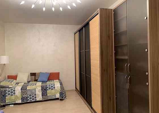 Сдам 1-х комнатную квартиру в Ленинском районе Ориентир: фабрика Конти Площадь: 37 м² Этаж: 2 Донецк