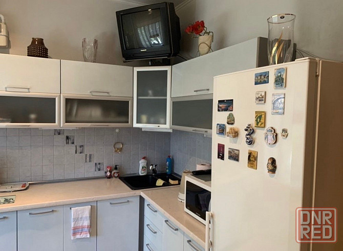 Сдам 1-х комнатную квартиру в Ленинском районе Ориентир: фабрика Конти Площадь: 37 м² Этаж: 2 Донецк - изображение 1