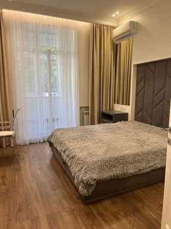 Сдаётся двухкомнатная квартира Ворошиловский район Крытый рынок Этаж: 3/9, Донецк