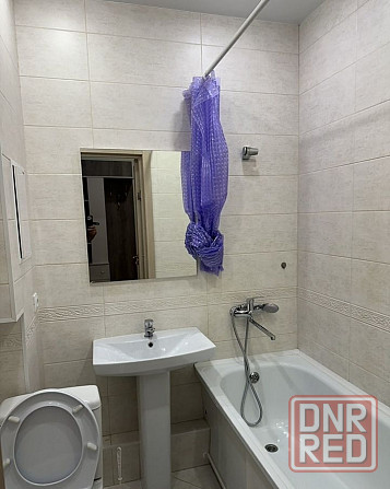 Сдаю однокомнатную квартиру 44.0 м² этаж 5/9 город Донецк, Киевский район, проспект Германа Титова Донецк - изображение 3