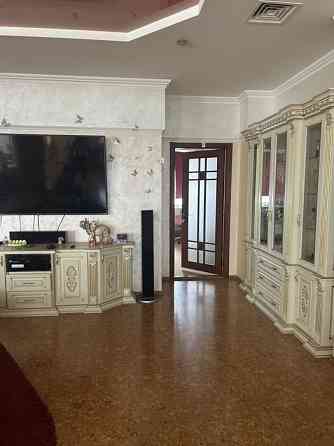 Сдам двухкомнатную квартиру в центре города по проспекту Гурова.Квартира находиться на 6 этаже. Донецк