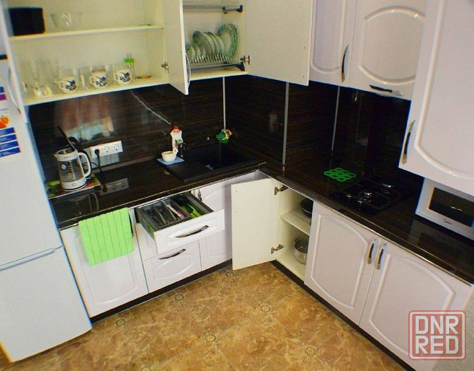 сдам квартиру на зеленом Макеевка - изображение 1