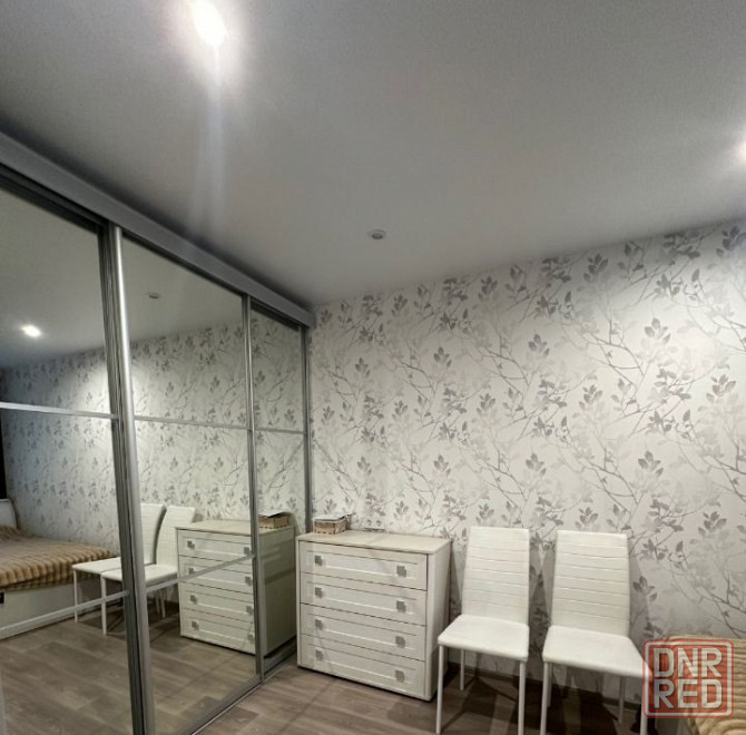 Сдаю двухкомнатную квартиру 41.0 м² этаж 1/5. Сдаётся 2-х комнатах квартира. Район Будёновский. Донецк - изображение 2