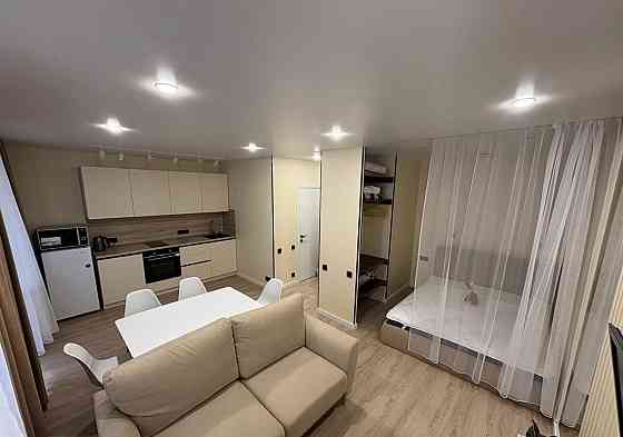 Сдается: Однокомнатная квартира-студия Этаж/дом: 4/9 Район: Кировский Площадь квартиры: 30 м² Донецк