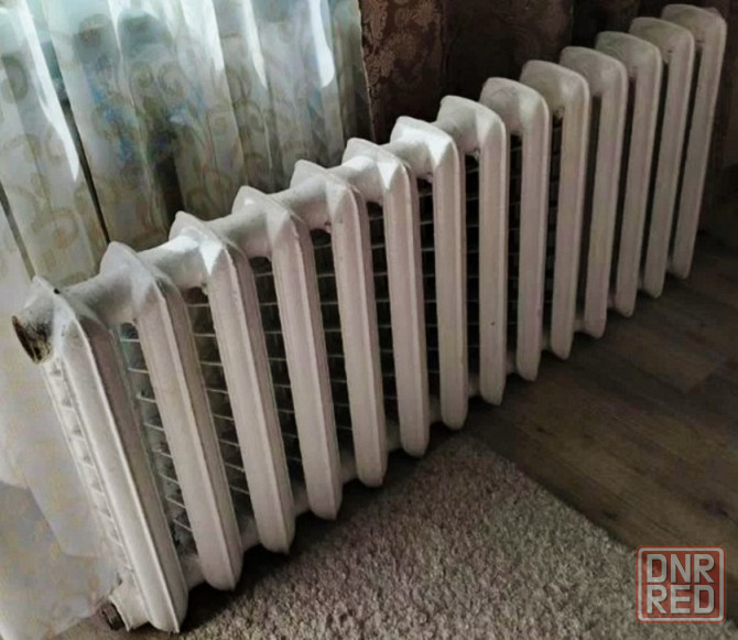 Батареи чугунные , 14 секций. Донецк - изображение 1