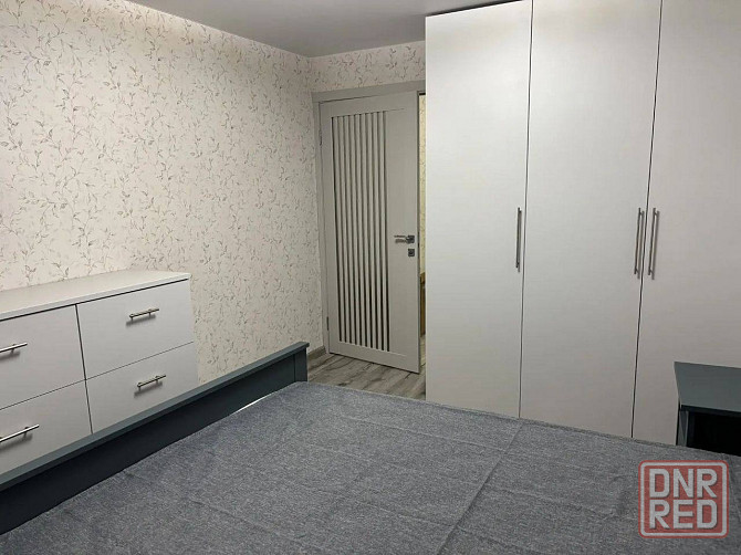 Сдаётся уютная двухкомнатная квартира в тихом Калининском районе, недалеко от мед. Института. Донецк - изображение 1