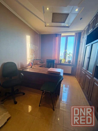 Продажа офиса в бизнес центре Ворошиловский р-н Донецк - изображение 1