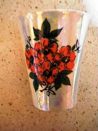 Стакан. перламутр. фарфор. фаянс. ссср Макеевка