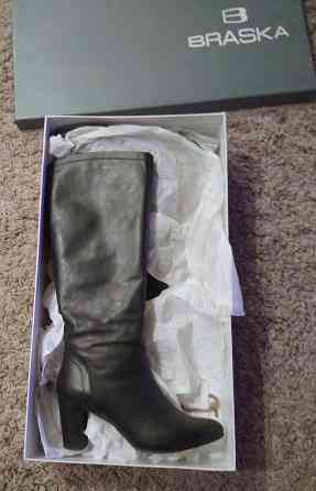 Сапоги демисезонные 38 размер. Натуральная кожа. Донецк