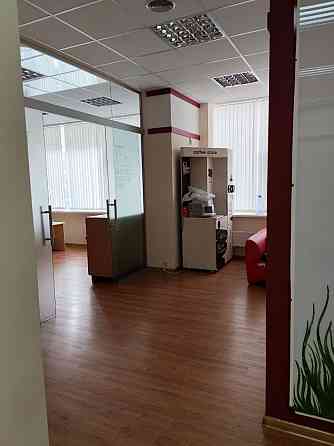 Сдам коммерческое помещение под Офис, под Детский центр... Ремонт. Парковка. Отдельный вход. Донецк