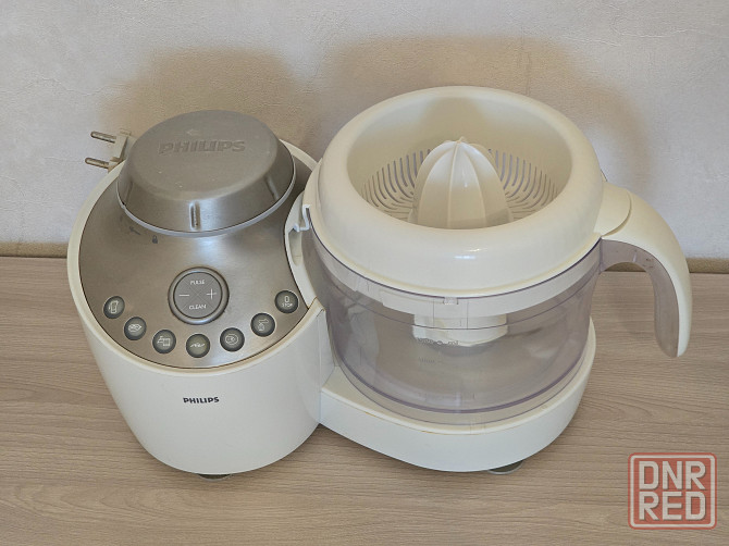 Кухонный комбайн Philips Essence HR 7764 Донецк - изображение 2