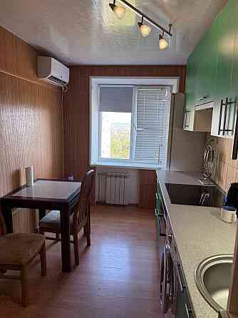 Сдается 3 комнатная квартира на Левом берегу, Комсомольский бульвар. Мариуполь