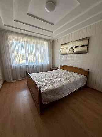 Сдается 3 комнатная квартира на Левом берегу, Комсомольский бульвар. Мариуполь