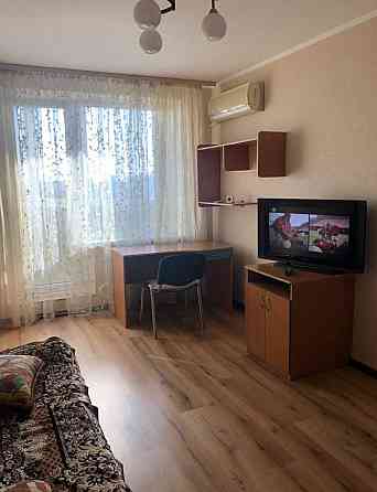 Сдается однокомнатная квартира в Ленинском районе на Мироном. Донецк