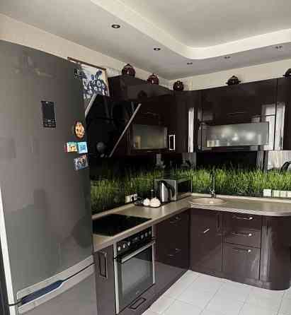 Сдается двухкомнатная квартира в Калининском районе Донецка по адресу: улица Капитана Ратникова, 8А Донецк