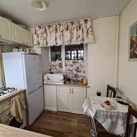 Сдам 3-комнатную квартиру Донецк