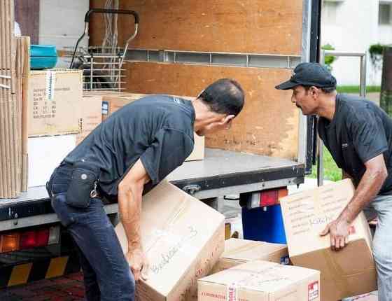 Переезды и услуги грузчиков. Грузоперевозки и вывоз мусора Донецк