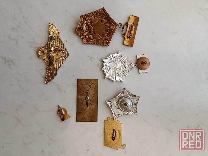 Значки разные Донецк - изображение 3