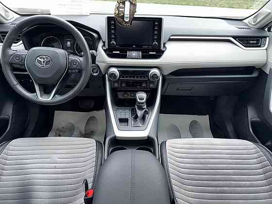 Toyota Rav4 XLE Premium Донецк