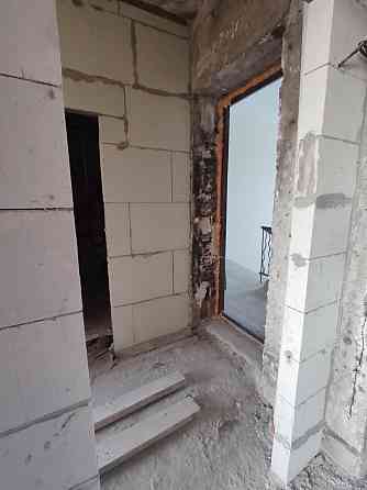 Продам 2 комнатную квартиру Мариуполь