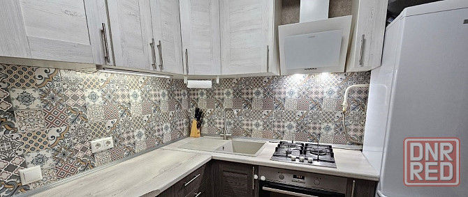 Сдается: Двухкомнатная квартира Этаж: 3/9 Район: Ворошиловский, ГринПлаза Площадь квартиры: 44,7м² Донецк - изображение 2