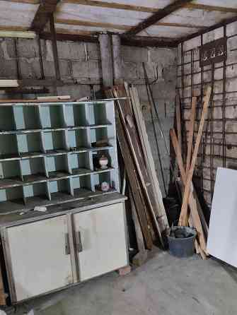 сдам большой шлакоблочный гараж Донецк