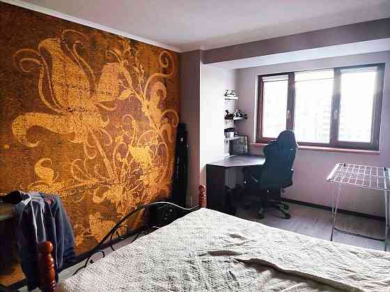 Продам 2 комнатную квартиру на 1000 мелочей Мариуполь