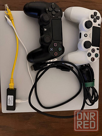 Ps4 Pro белая, прошитая hen 9.00,1TB Донецк - изображение 3