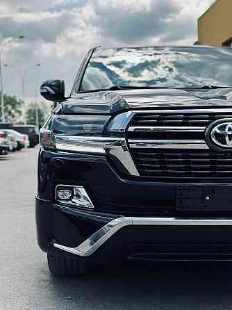 Продам Toyota Land Cruiser 200 Донецк