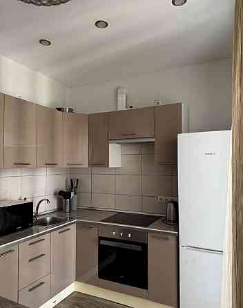 Предлагаю в аренду хорошую, уютную квартиру-студию по проспекту Ильича Донецк