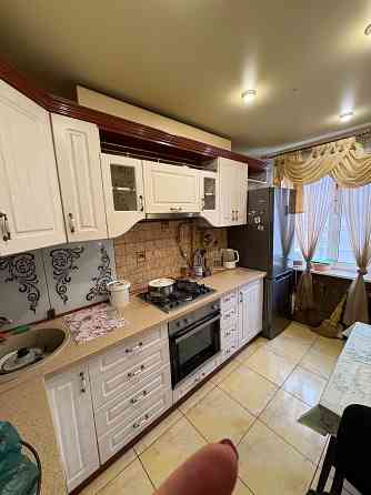 Продам 3 комнатную квартиру в Мариуполе Мариуполь