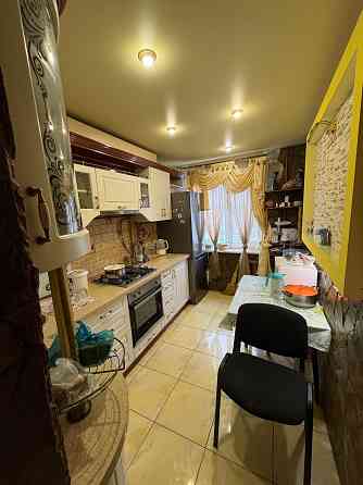 Продам 3 комнатную квартиру в Мариуполе Мариуполь