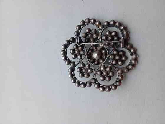 Серебренная брошь снежинка Донецк