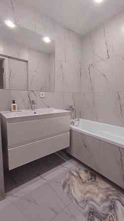 Сдаётся трёхкомнатная квартира в Будёновском районе Донецка. Донецк