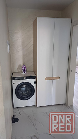 Сдаётся трёхкомнатная квартира в Будёновском районе Донецка. Донецк - изображение 2