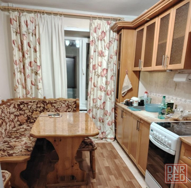 Срочно сдам двухкомнатную квартиру в Ленинском районе, мкрн Звездный Донецк - изображение 1