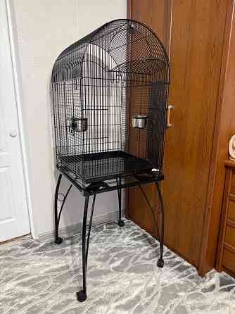 Продаётся новая клетка для птиц на подставке Донецк