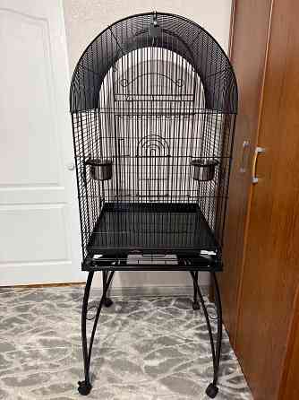 Продаётся новая клетка для птиц на подставке Донецк