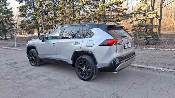 Toyota RAV4 Hybrid XLE 2022г. Донецк