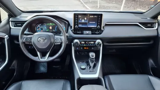Toyota RAV4 Hybrid XSE 2022г. Донецк