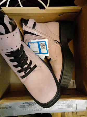 Ботинки женские 37 размер (новые)keddo Донецк