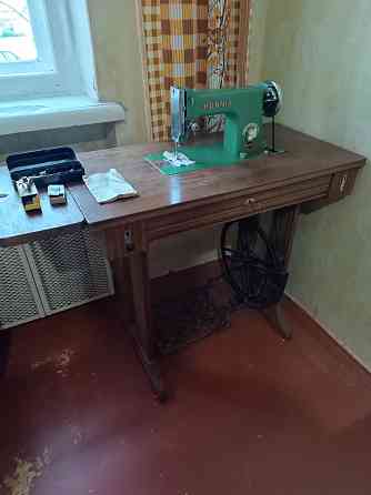 Швейная машина HUNNIA Макеевка