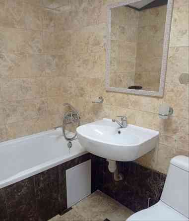 Сдаётся: однокомнатная квартира Район: Киевский Ориентир: Шахтёрская площадь Этаж: 4/5 Донецк