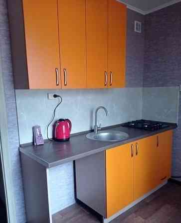 Сдаётся: однокомнатная квартира Район: Киевский Ориентир: Шахтёрская площадь Этаж: 4/5 Донецк