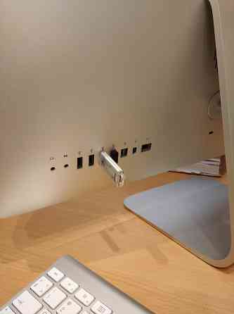 Моноблок iMac 21.5 дюйма 2011 i5 Донецк